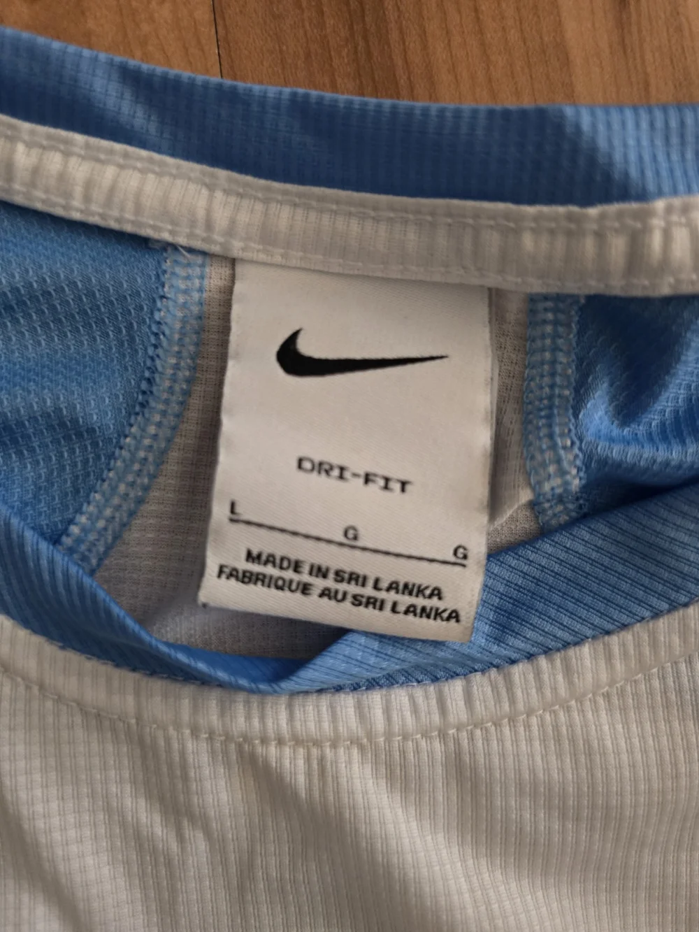 Nike White and Light Blue Long-Sleeve Raglan Athletic Tee
